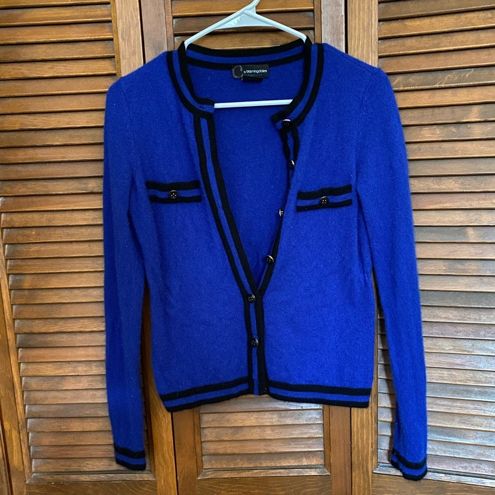 Bloomingdale’s 100% cashmere sweater